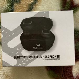 Ronin Factory Bluetooth Wireless Earbuds - Black - Brand New Open Box